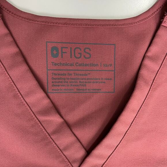 COPY - FIGS Scrub Set Catarina One-Pocket Scrub Top Zamora Jogger Pants XSP Mau… - Picture 9 of 16